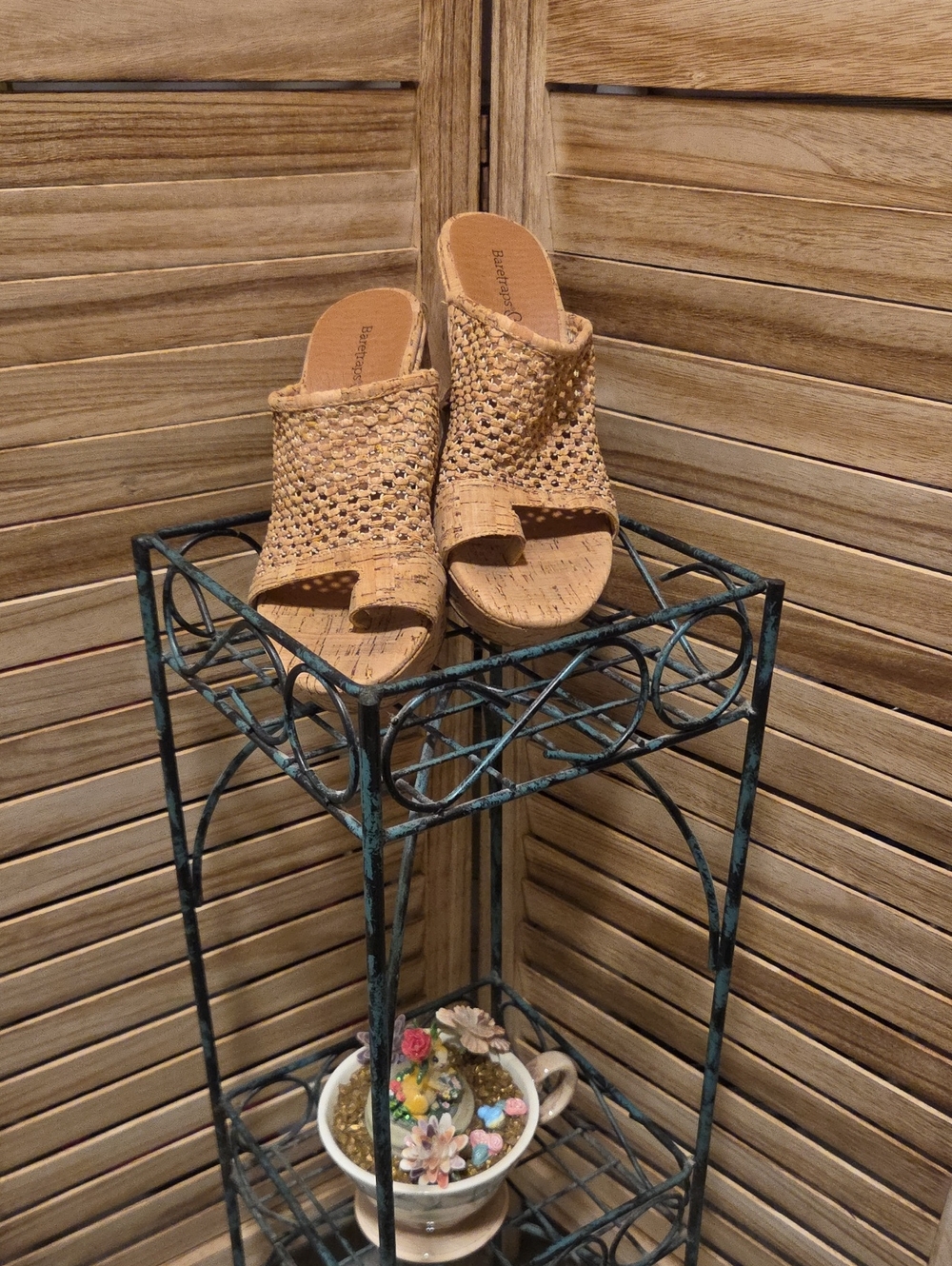 Baretraps 7 Woven Tan Mules